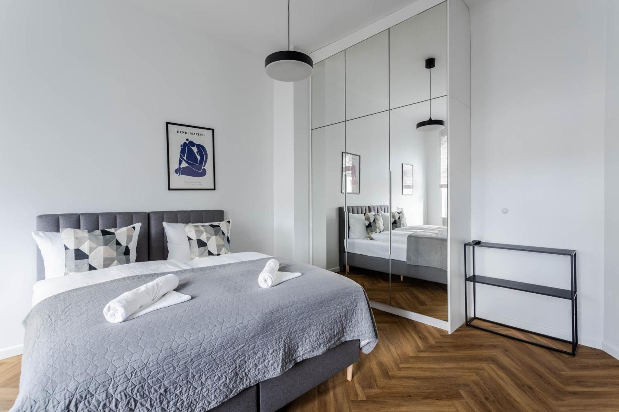 Przytulne I Komfortowe Studia Very Berry W Poznaniu By Noclegi Renters Екстер'єр фото